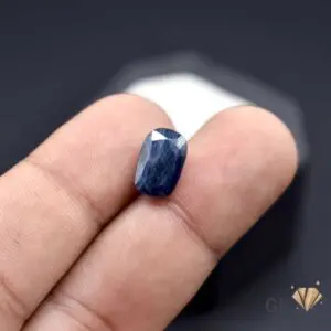 Natural Blue Sapphire Neelam 5.30 ct