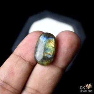 Rainbow Labradorite 15.90CT