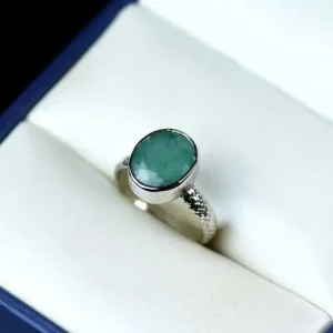 Natural Emerald Zamarud Silver Ring 3.66g