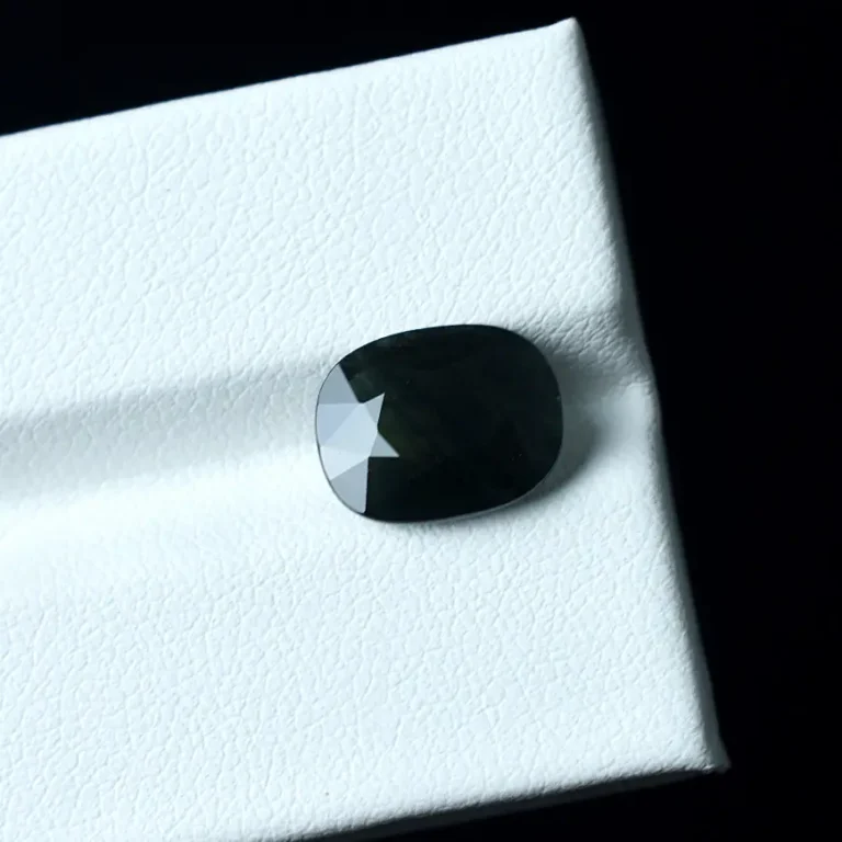 Neelam Stone 3.80CT