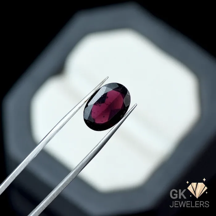 NATURAL ALMANDINE GARNET 4.45 CARAT - Image 1