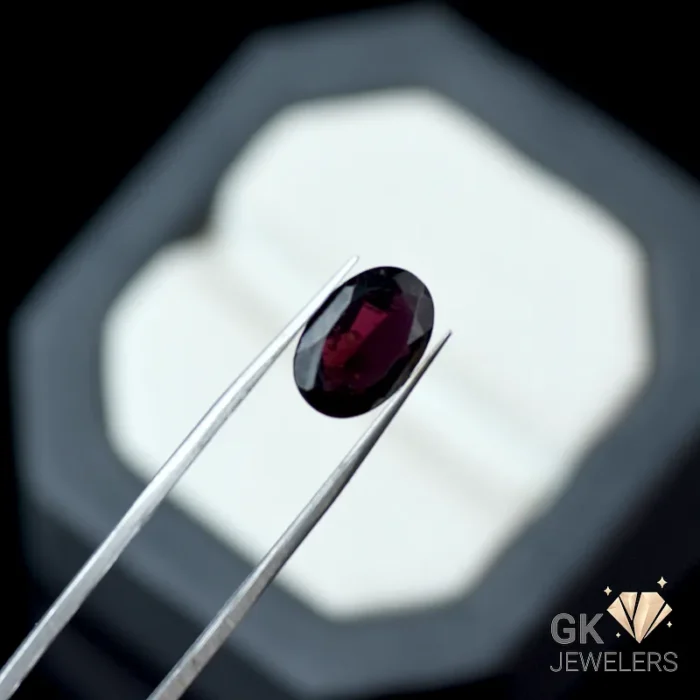 NATURAL ALMANDINE GARNET 4.15 CARAT - Image 1