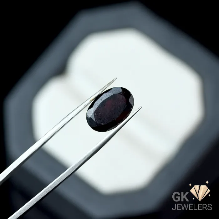 NATURAL ALMANDINE GARNET 5.05 CARAT - Image 1