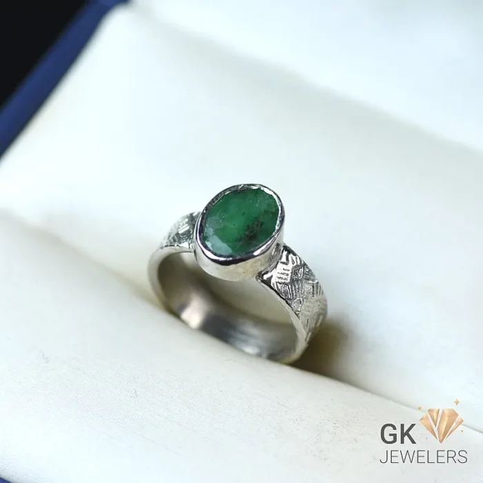 NATURAL EMERALD-ZAMARUD 925 PURE SILVER RING-SIZE 8 - Image 1