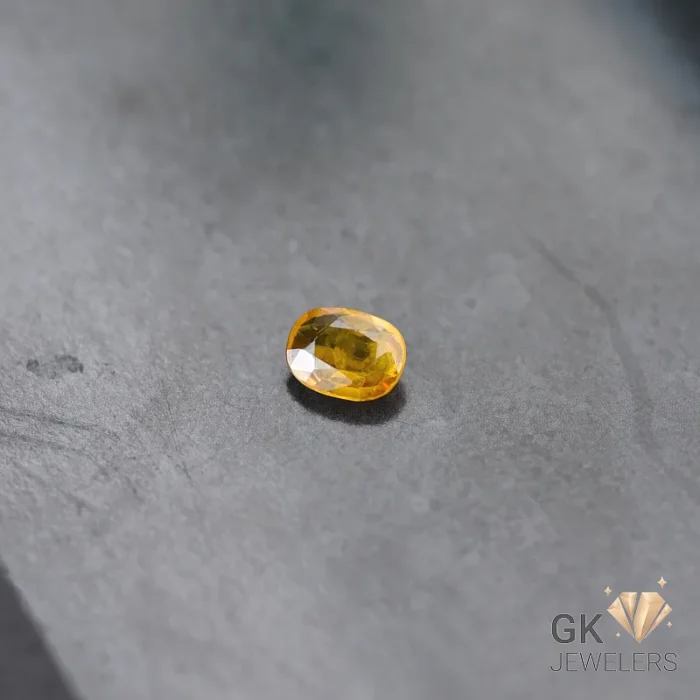 NATURAL YELLOW SAPPHIRE-PUKHRAJ- 1.15 CARAT - Image 1