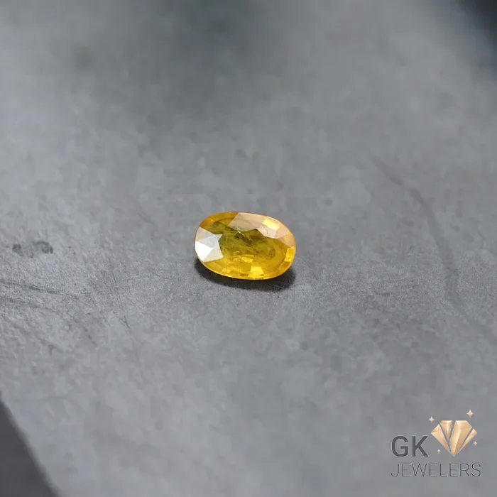 NATURAL YELLOW SAPPHIRE-PUKHRAJ- 1.10 CARAT - Image 1