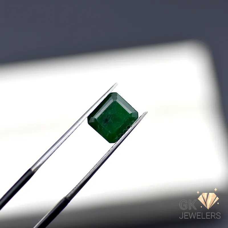 EM-211 NATURAL SWAT -ZAMARUD STONE - 1.40 CARAT - Image 1