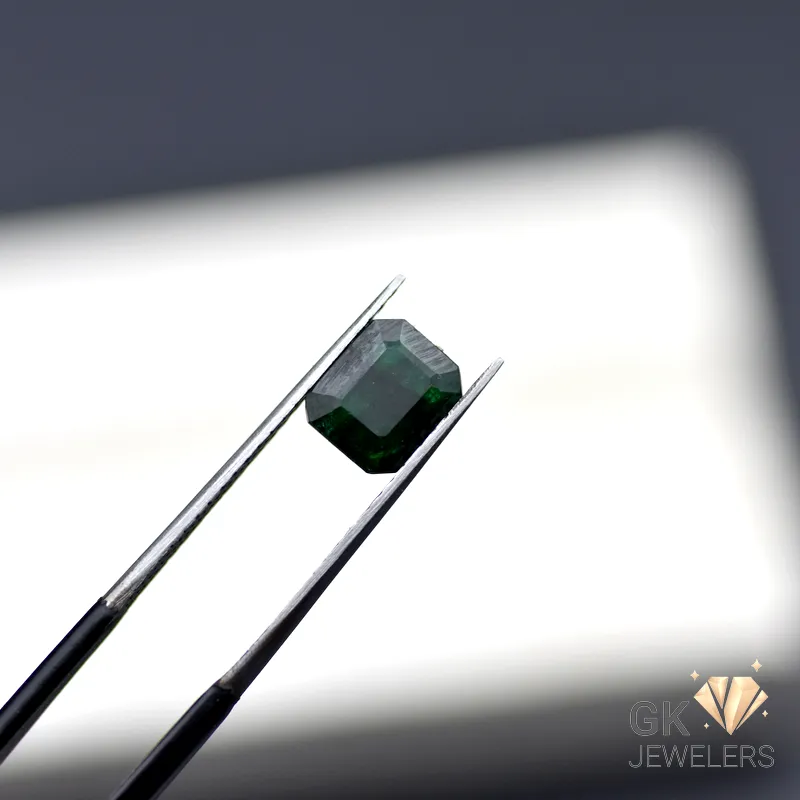 EM-213 NATURAL SWAT -ZAMARUD STONE - 1.40 CARAT - Image 1