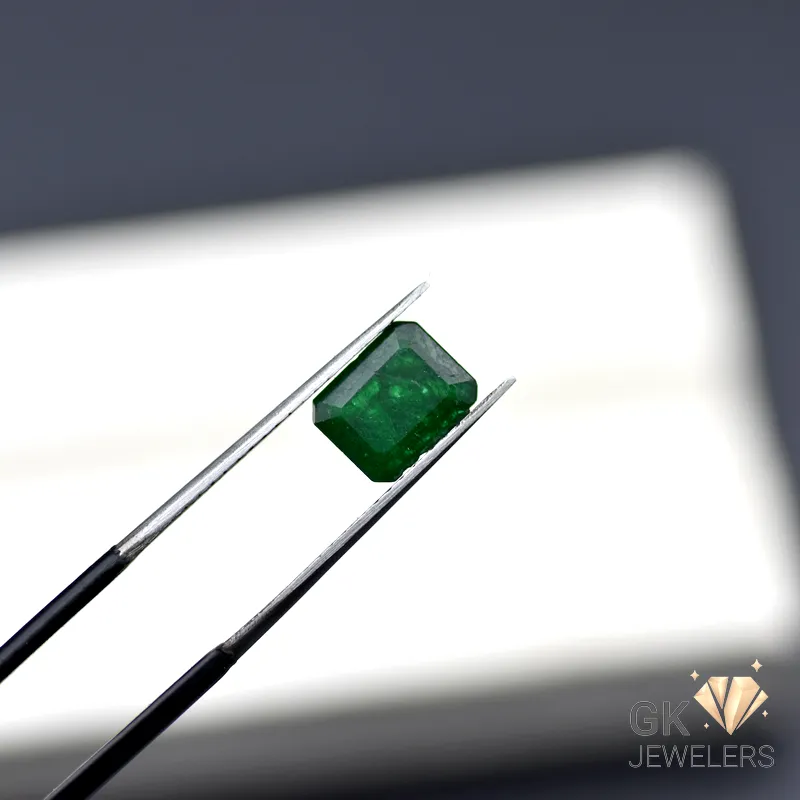 EM-215 NATURAL SWAT -ZAMARUD STONE - 1.65 CARAT - Image 1