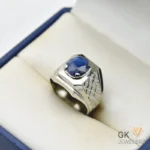 Silver ring with 4-carat blue sapphire gemstone, handmade setting, size 20, 8.14g weight