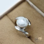 Silver ring featuring a round white natural pearl from Africa, handmade setting, size 15
