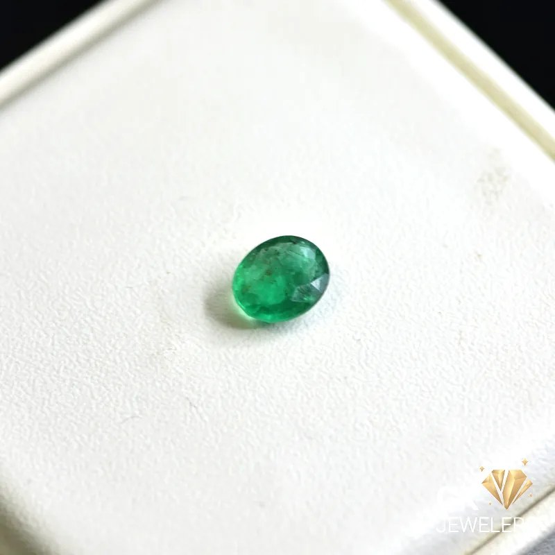 natural emerald 1.07ct green oval stone, GK Jewelers Pakistan authentic gemstone photo