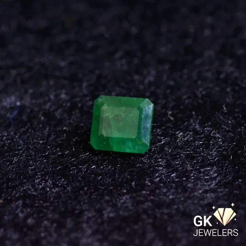 natural emerald 1.50ct green square cut stone, GK Jewelers Pakistan authentic gemstone photo