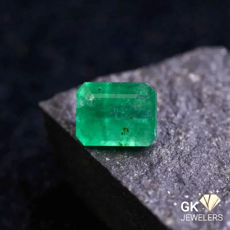 natural emerald 2.37ct green emerald cut stone, GK Jewelers Pakistan authentic gemstone photo