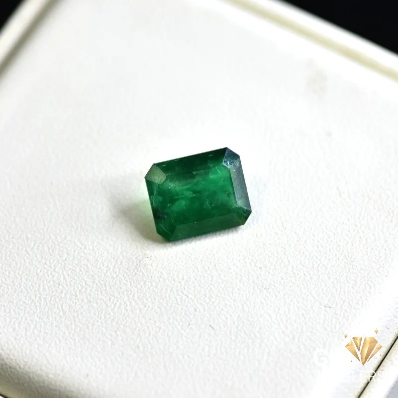 natural emerald 3.27ct green emerald cut stone, GK Jewelers Pakistan authentic gemstone photo