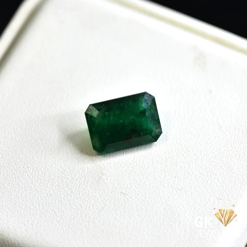natural emerald 4.92ct green emerald cut stone, GK Jewelers Pakistan authentic gemstone photo