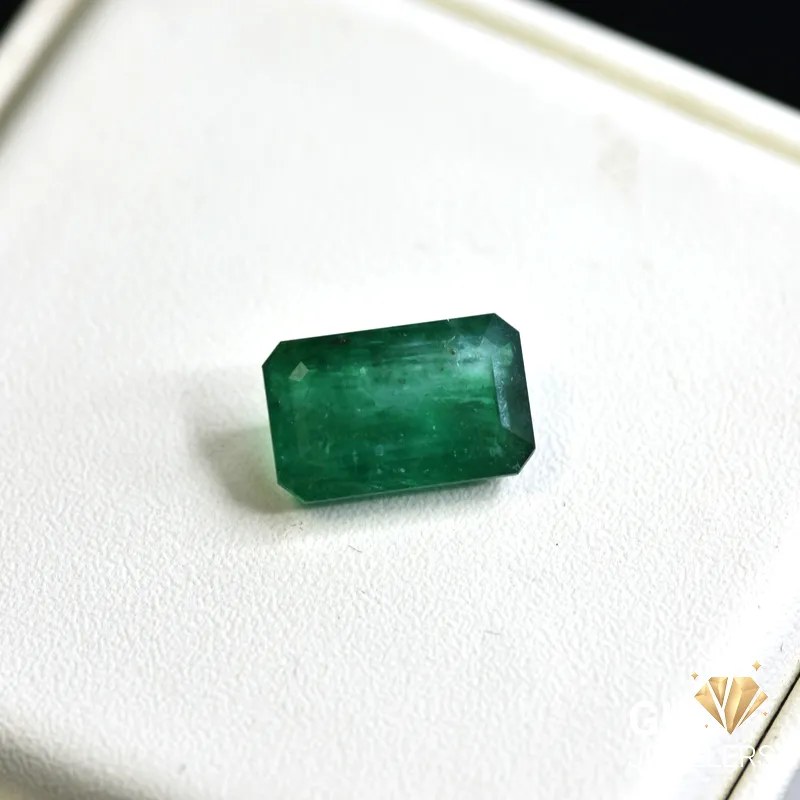 natural emerald 5.42ct green emerald cut stone, GK Jewelers Pakistan authentic gemstone photo