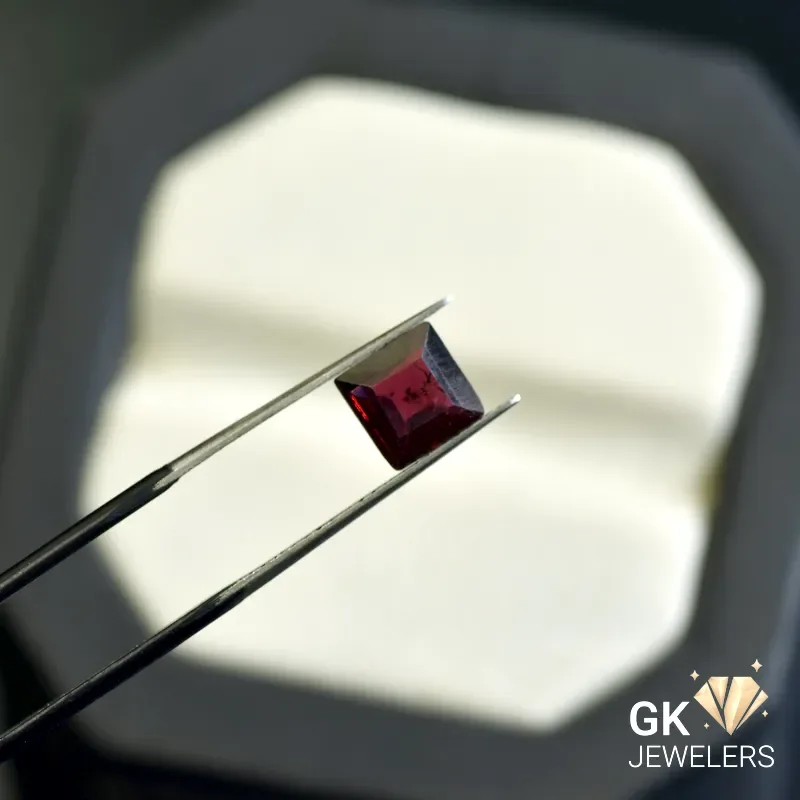 natural almandine garnet 1.94ct square stone, GK Jewelers Pakistan authentic gemstone photo