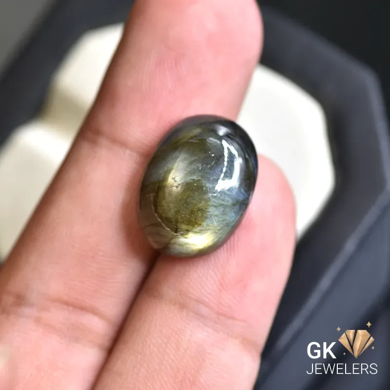 natural labradorite 14.85ct rainbow oval stone, GK Jewelers Pakistan authentic gemstone photo